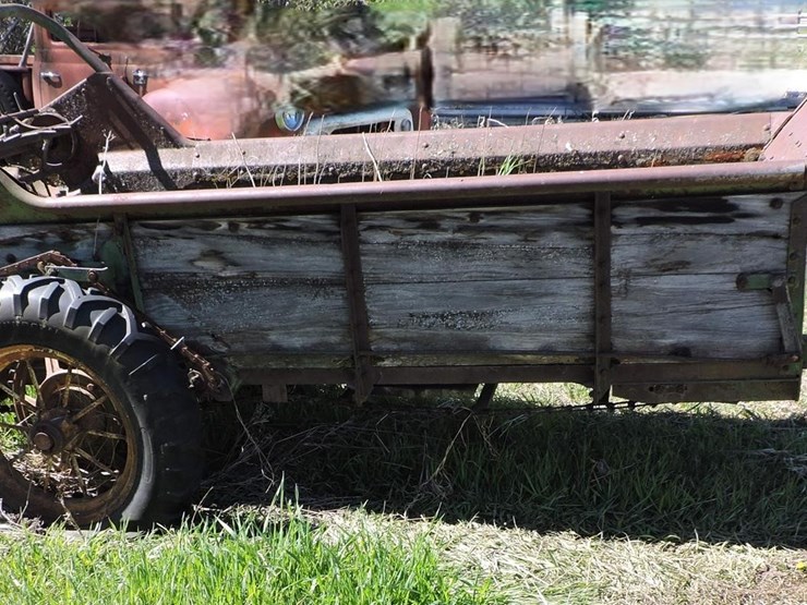 john-deere-240-image-2