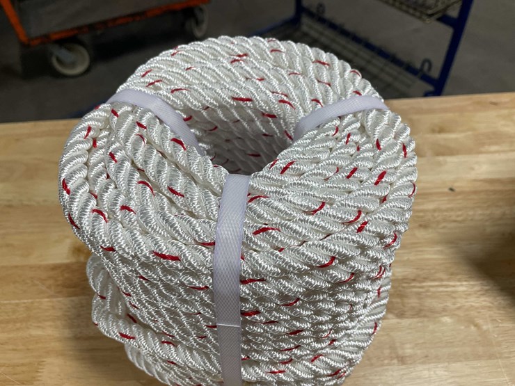 #2559-•-new-1/2"-thick,-150'-of-braided-rope-(cw)-image-3
