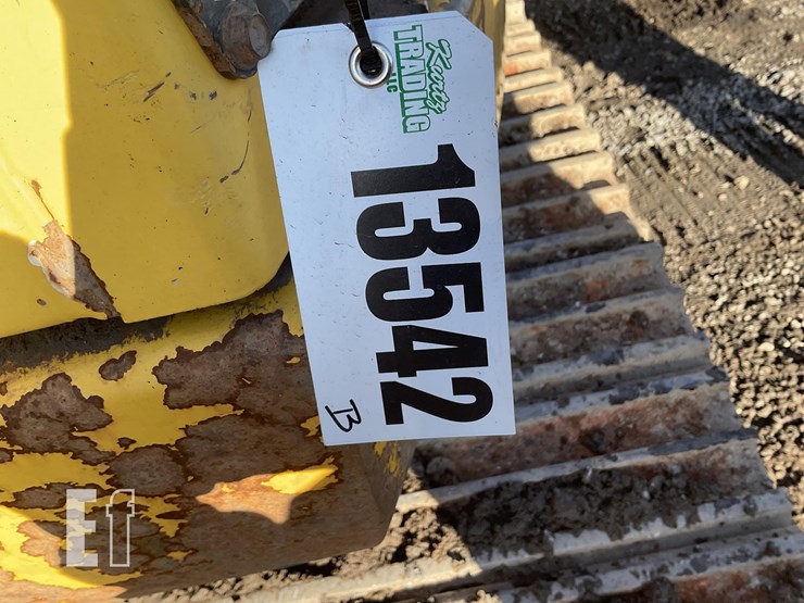 2018-komatsu-pc238us-lc-11-image-19