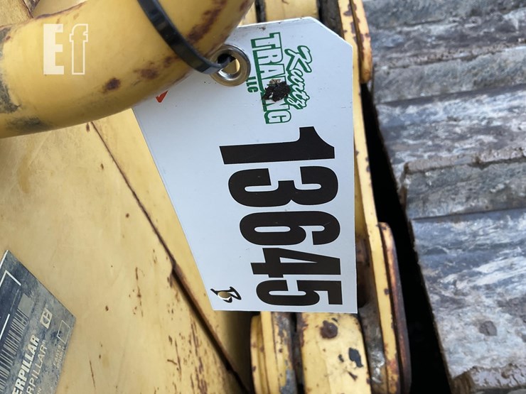 2010-caterpillar-d5k-lgp-image-19