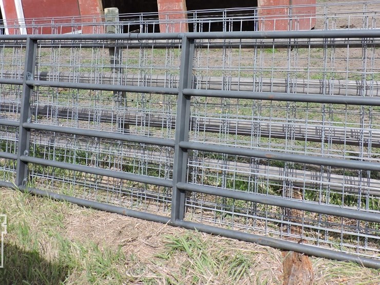 gate,-4’-tall,-fits-14’-opening,-5-rail-image-1