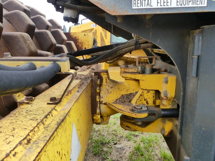 2012-bomag-bw211-image-10