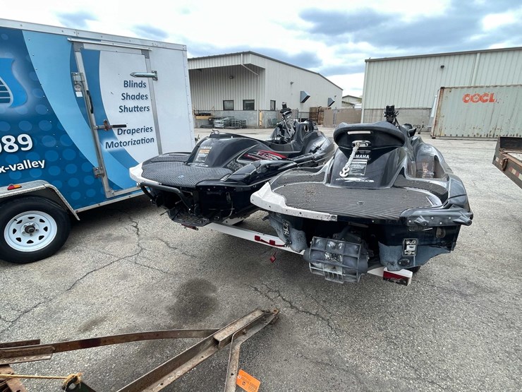 #1490-•-double-pwc-shorelander-trailer-&-waverunners-image-6
