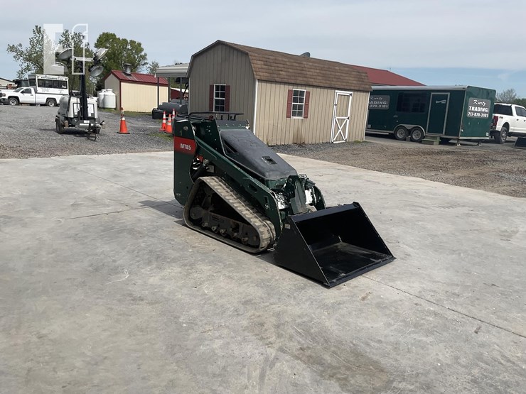 2019-bobcat-mt85-image-6