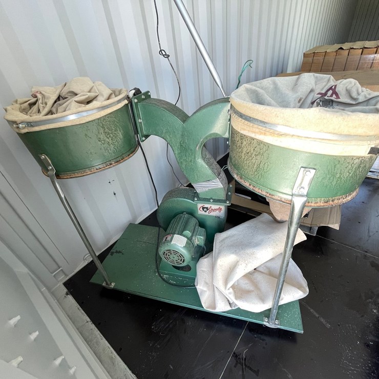 #184 • Dust Machine