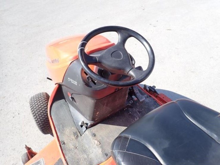 kubota-gr2100-image-12