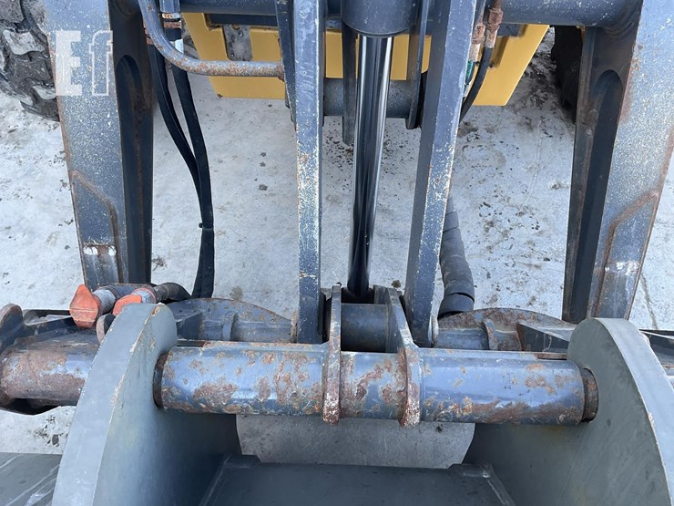 2016-deere-310sl-hl-image-10