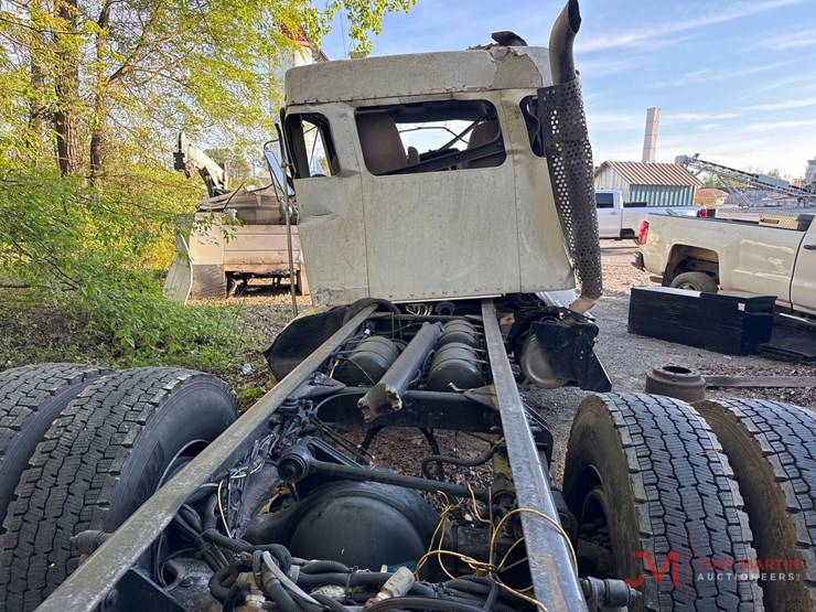 2018-kenworth-t270-image-4