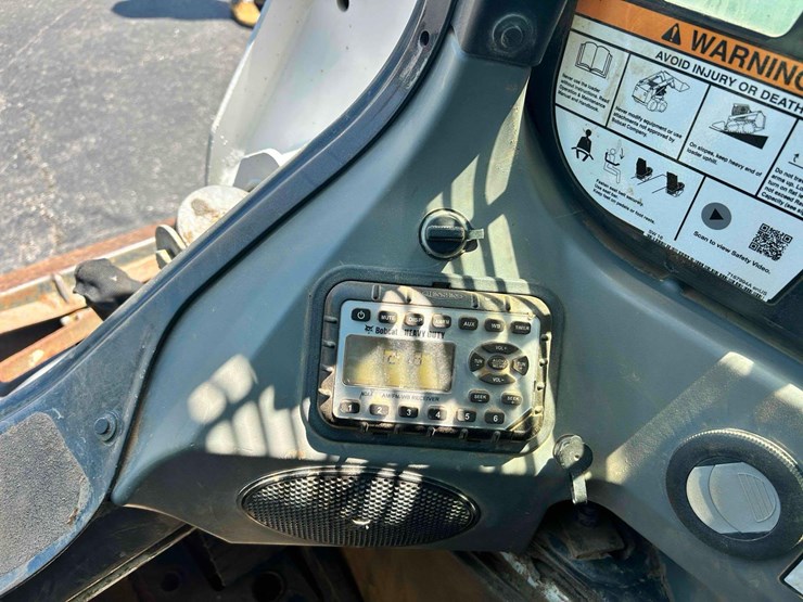 2019-bobcat-t590-image-20
