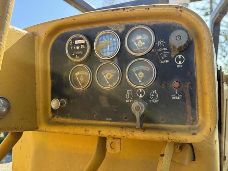 1978-caterpillar-d7g-image-4