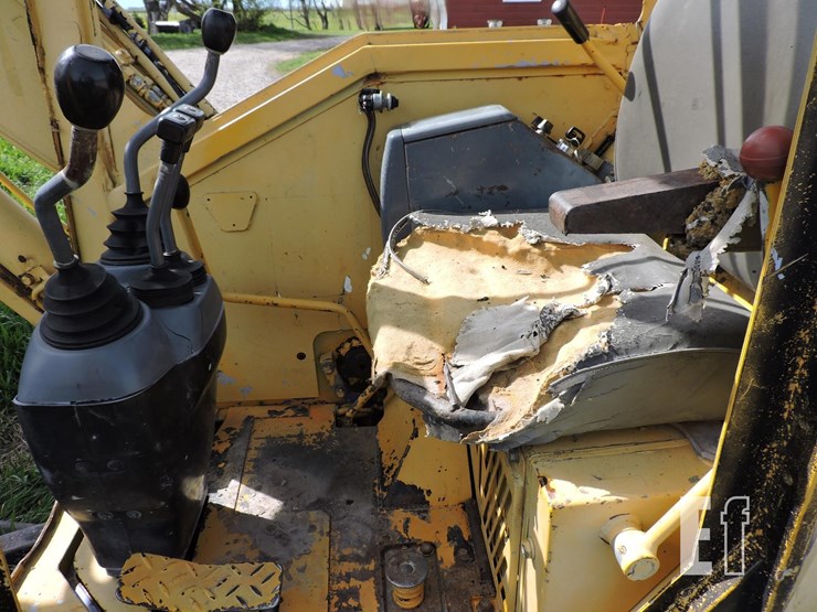 komatsu-pc38uu-image-5