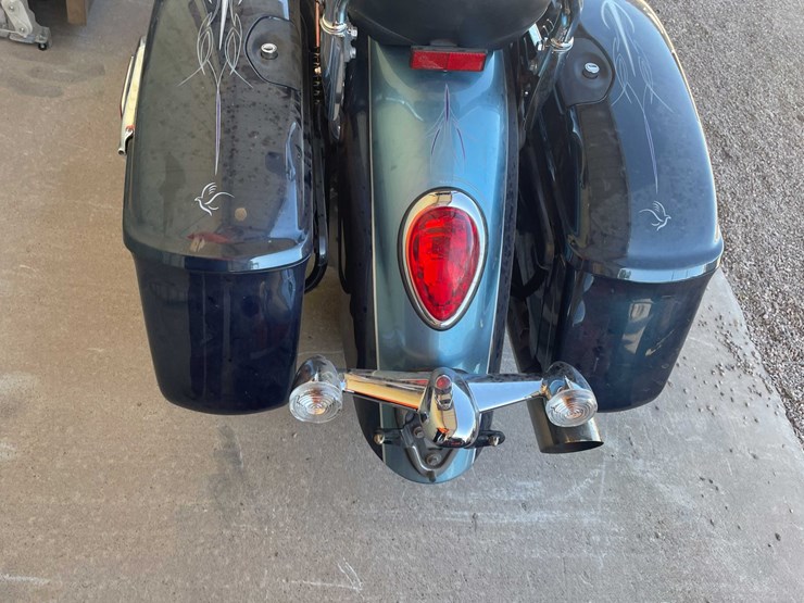 #173-•-2009-triumph-rocket-iii-motorcycle-(has-tx-title)-image-5