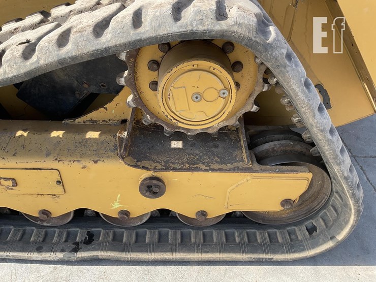 2023-caterpillar-299d3-xe-image-9