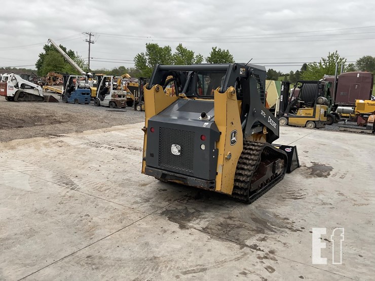 2018-deere-317g-image-4