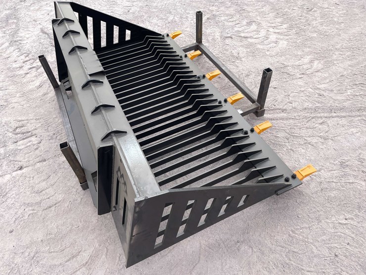 #3116-•-unused-2026-skid-steer-rock-bucket-image-3