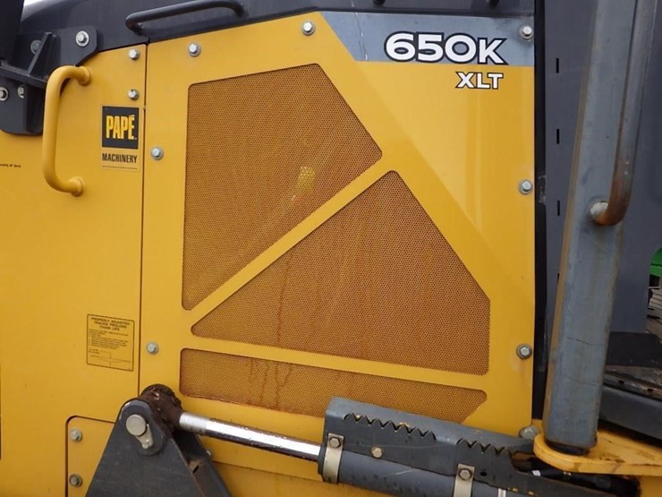 2016-deere-650k-image-12
