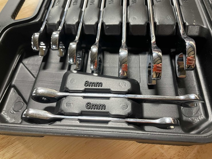 #2581-•-22-piece-ratchet-wrench-set-(cw)-image-7