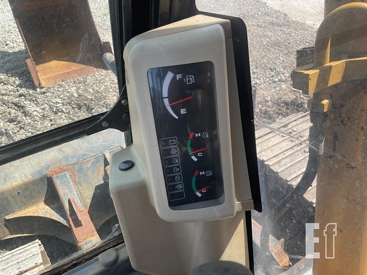 2006-caterpillar-307c-image-17