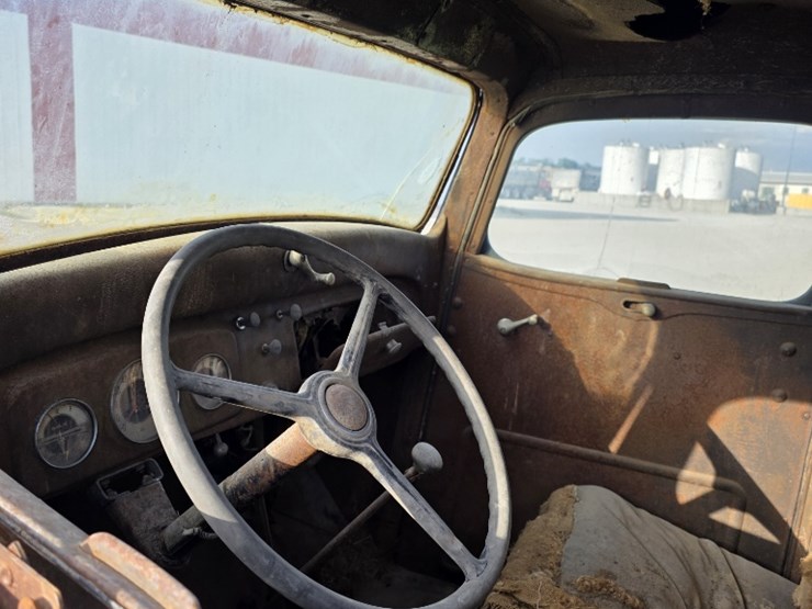 1937-chevrolet-truck-image-4