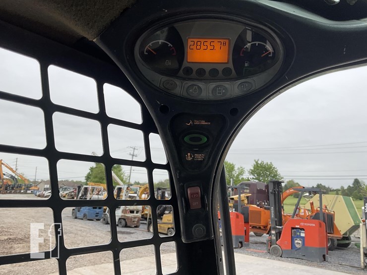 2019-bobcat-t595-image-16
