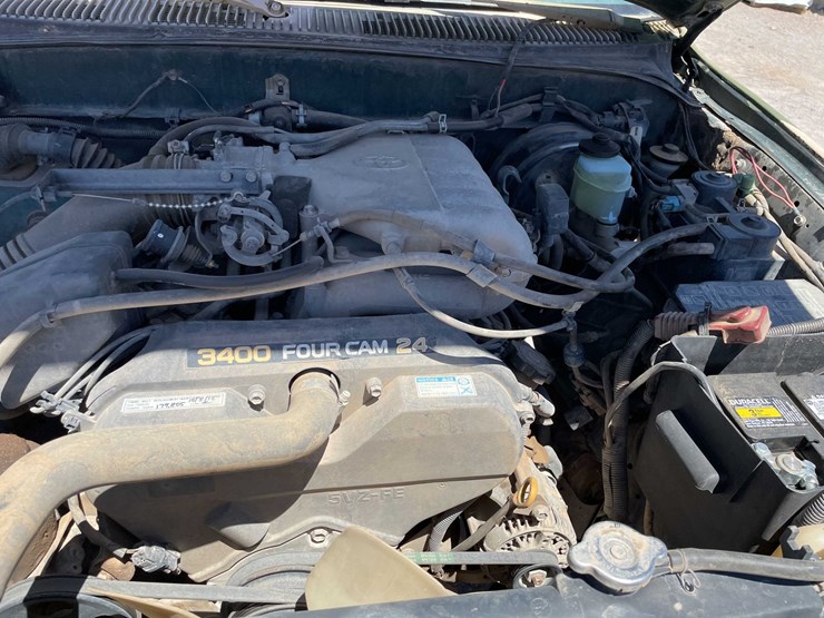2000-toyota-tacoma-image-39