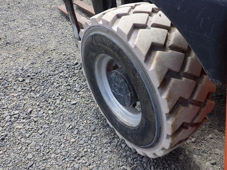 2015-jlg-g5-18a-image-23