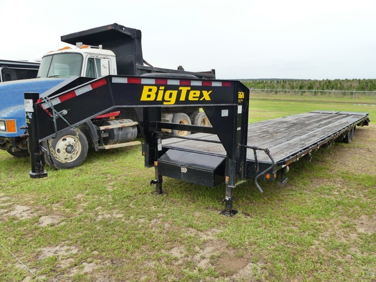 2023-big-tex-16gn-102''x40'-gooseneck-trailer-image-1