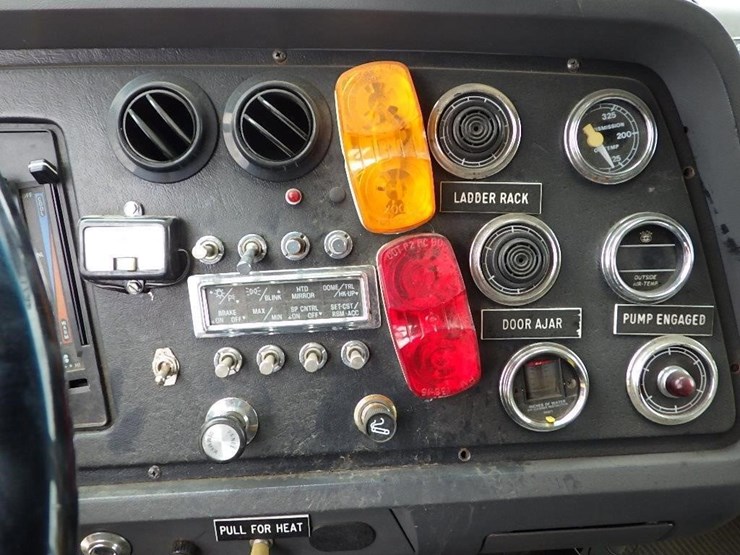 1995-ford-l9000-image-53