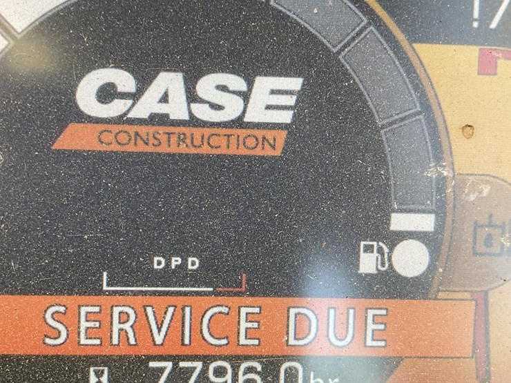 2012-case-cx250c-image-11