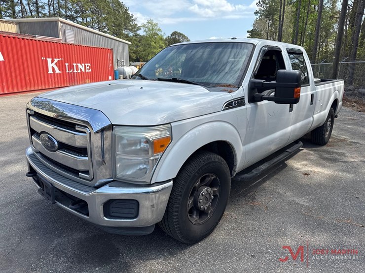 2015-ford-f250-xlt-image-4