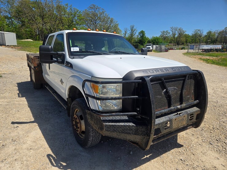 2011-ford-f350-image-22