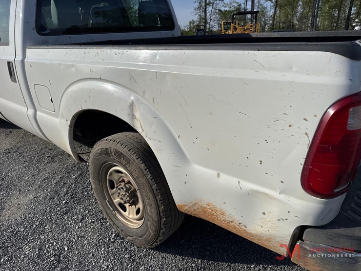 2015-ford-f250-xl-image-12