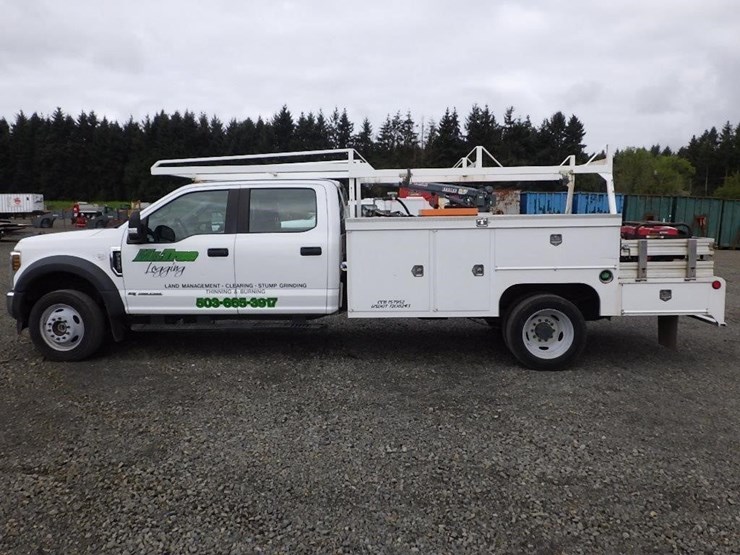 2020-ford-f550-image-8