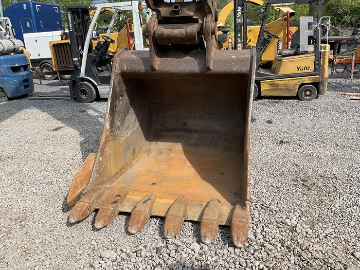2015-deere-350g-lc-image-11