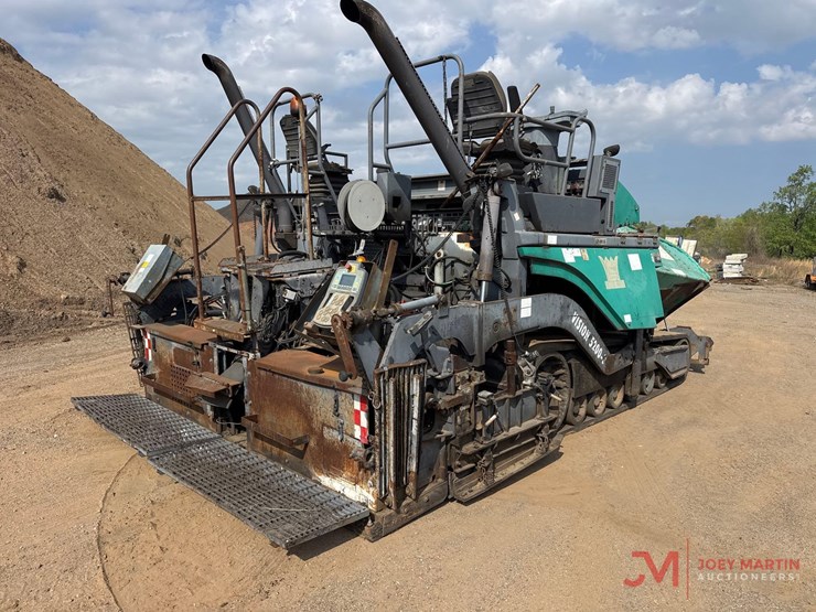vogele-vision-5200-2-tracked-asphalt-paver-image-3