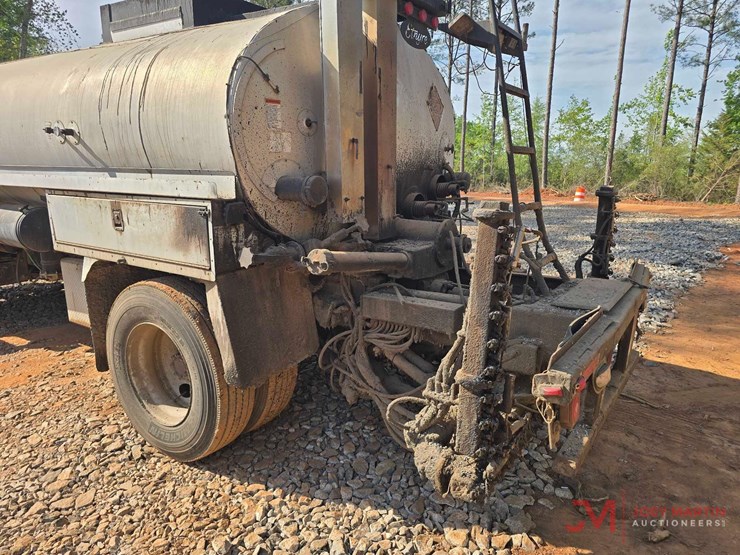 2007-ford-f750-image-15