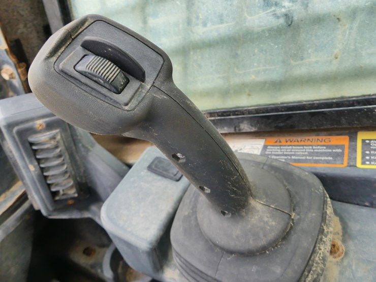 deere-332g-image-13