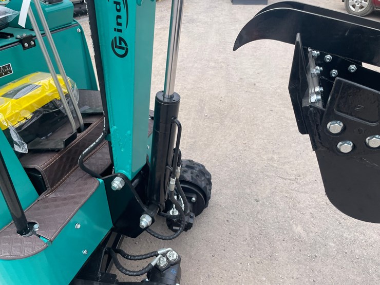 #3010-•-unused-2026-cfg-mini-excavator-image-16