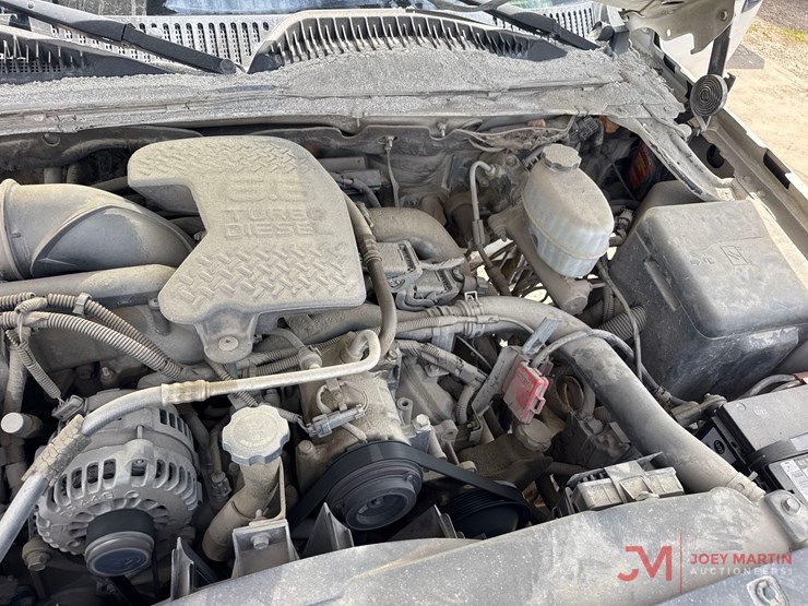 2007-chevrolet-3500-image-17