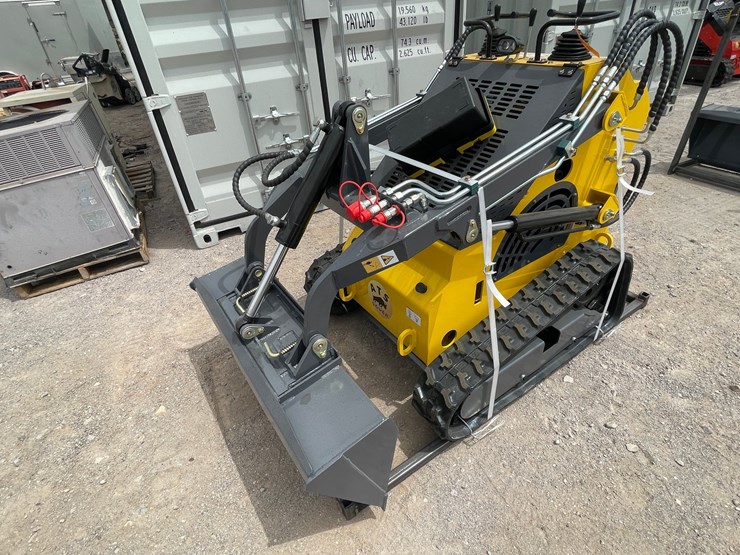#3055-•-unused-2026-mini-skid-steer-loader-image-8