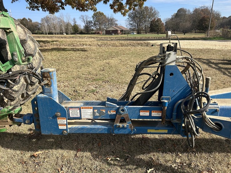 kinze-3700-image-2