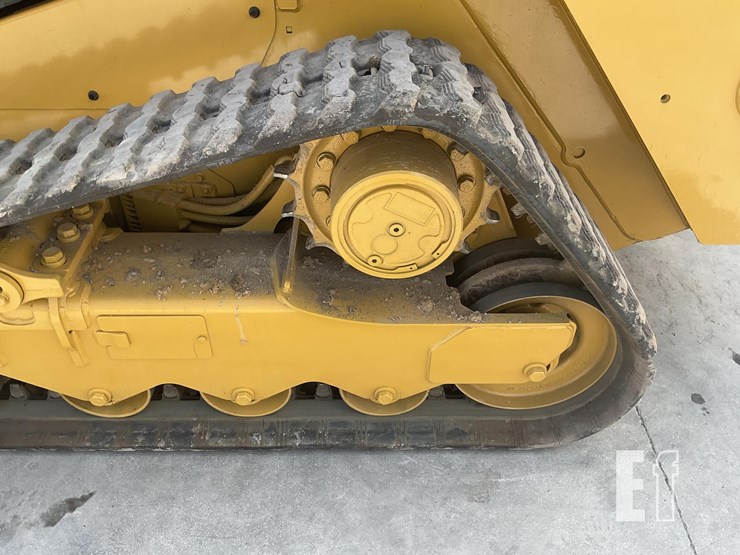 2022-caterpillar-259d3-image-9