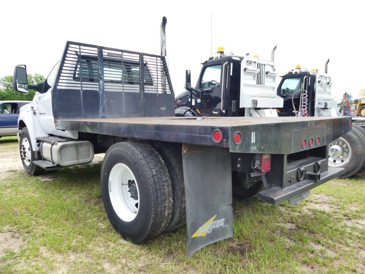2019-ford-f750-image-3