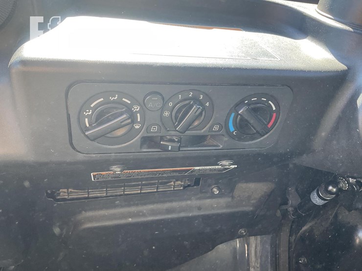 2018-kubota-rtv1100-image-10