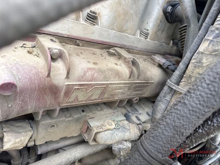 2008-mack-granite-gu713-image-26
