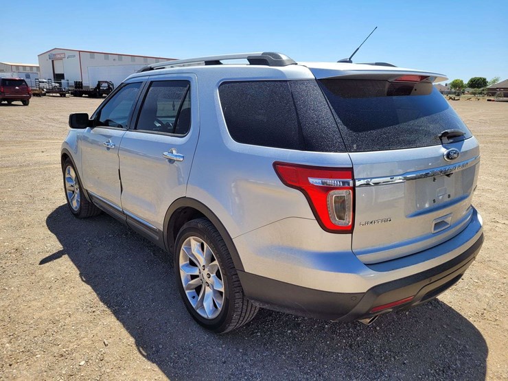 2013-ford-explorer-limited-image-6