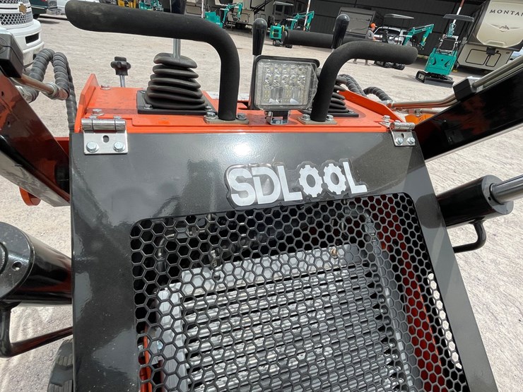 #3053-•-unused-2026-skid-steer-loader-image-24