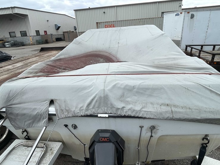 #1489-•-1991-17'-renker-fiberglass-boat-(has-wi-title)-image-27
