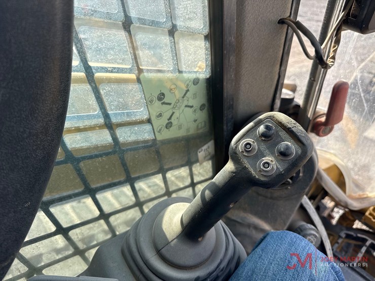 2018-caterpillar-289d-image-25