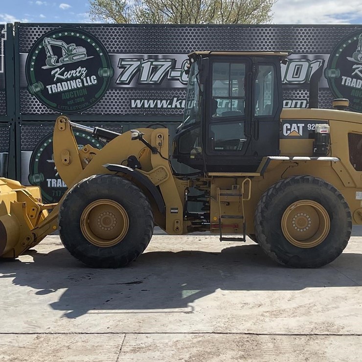 2017 CATERPILLAR 926M